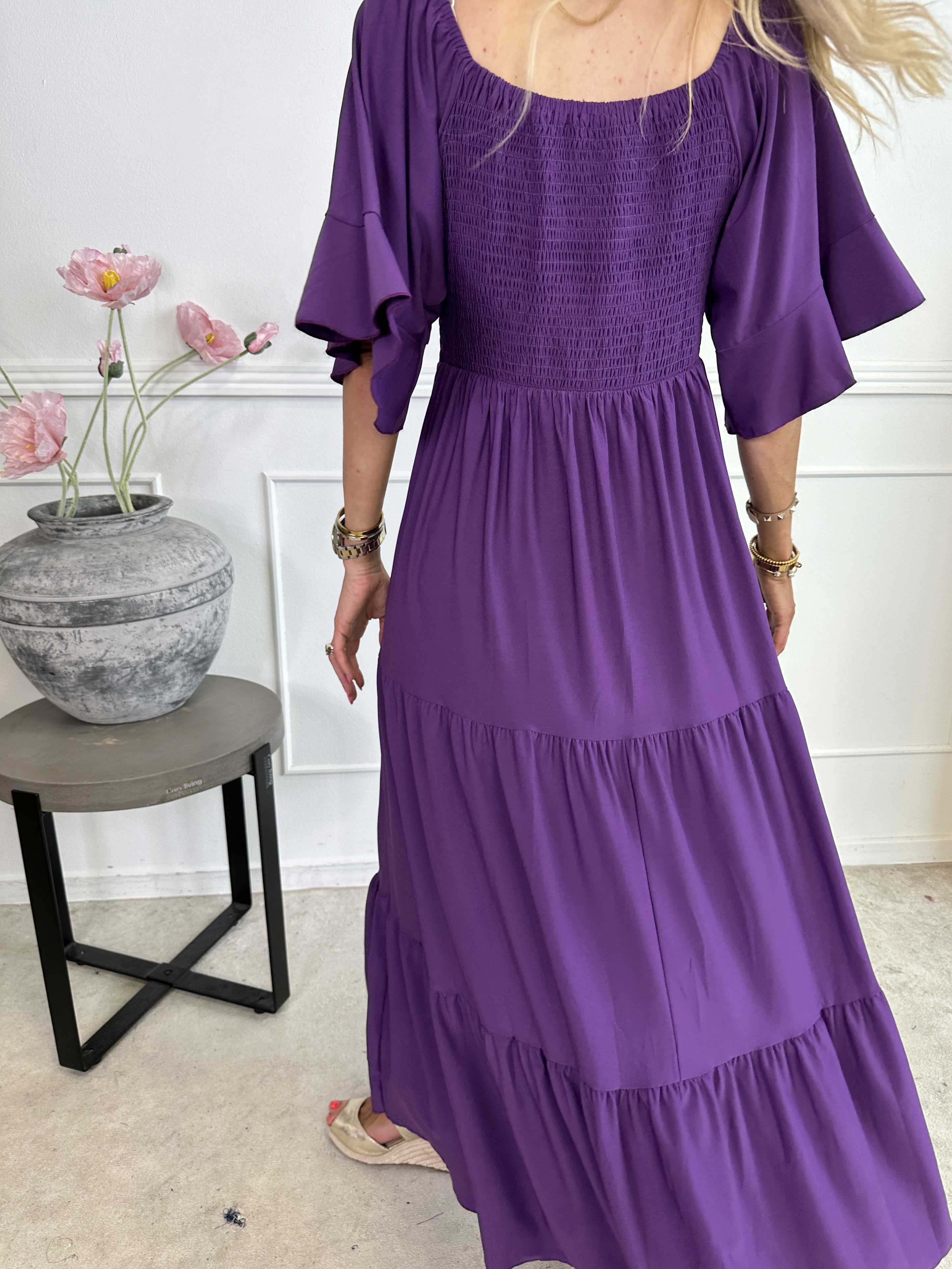 Elna Plain - Lang elastisk plain kjole med smock over brystet